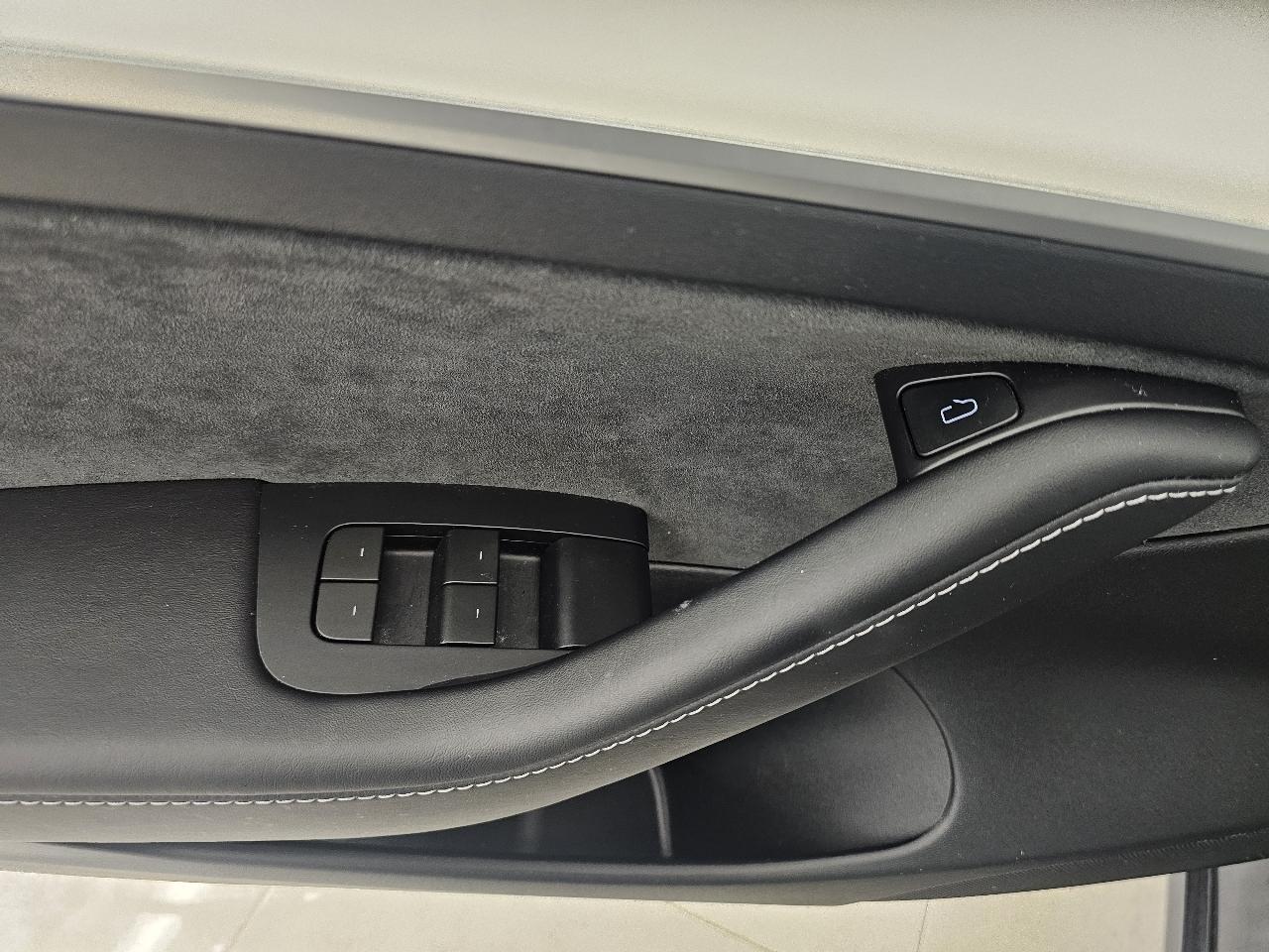 Tesla Model 3 Long Range AWD 2023