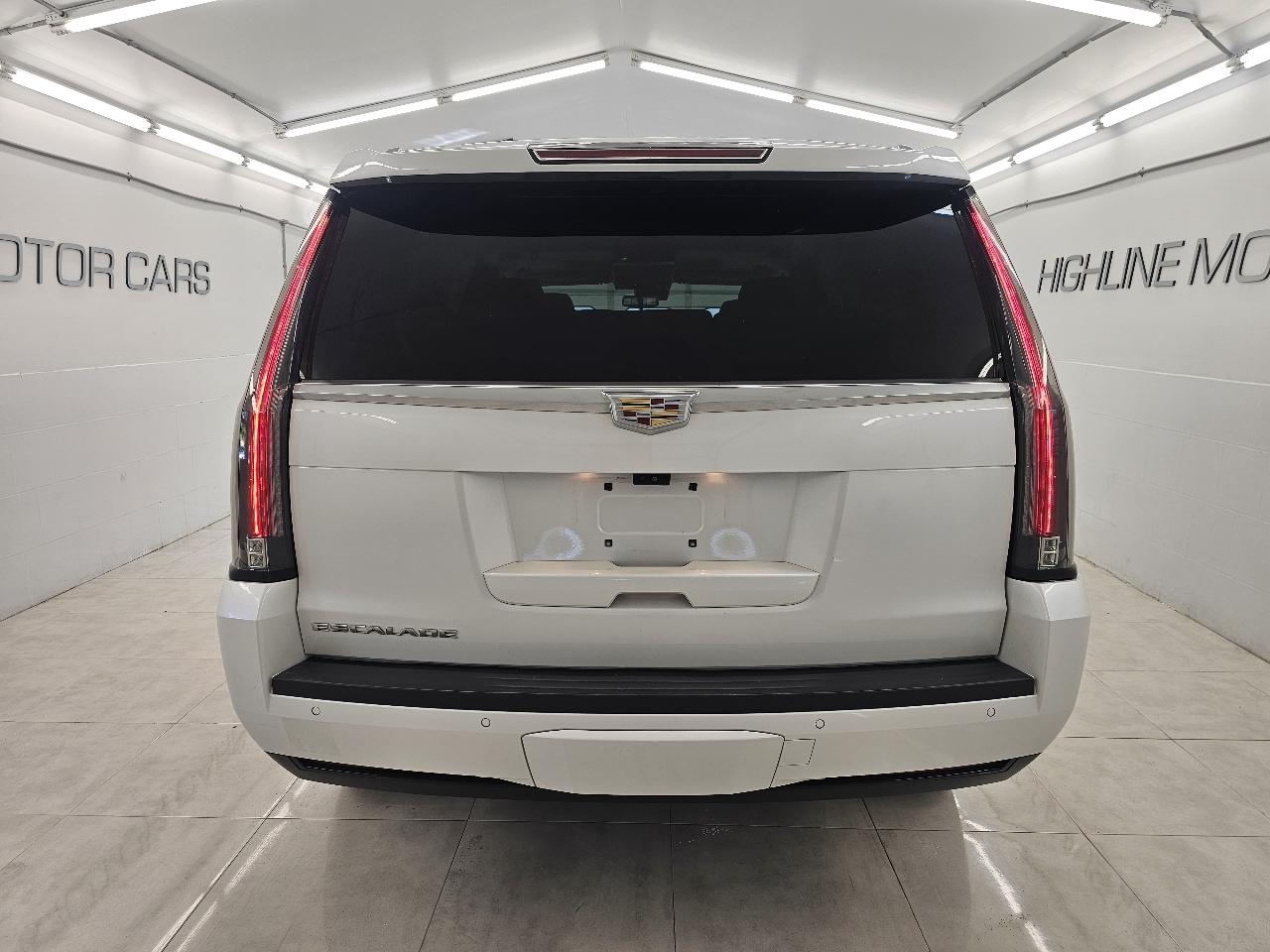 Cadillac Escalade 4WD 4dr Luxury 2020
