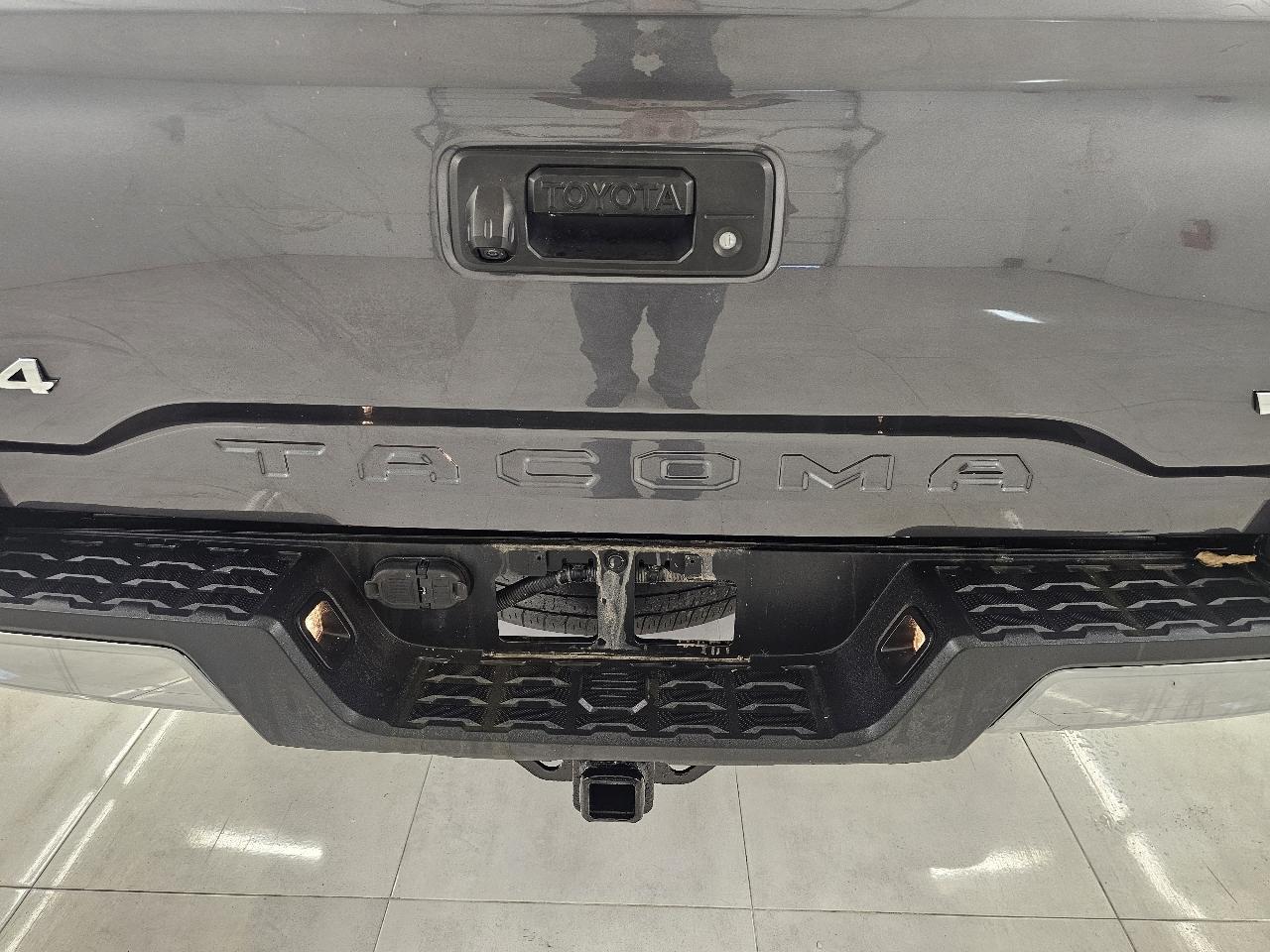 Toyota Tacoma 4WD TRD Off Road Double Cab 5' Bed V6 MT (Natl) 2019
