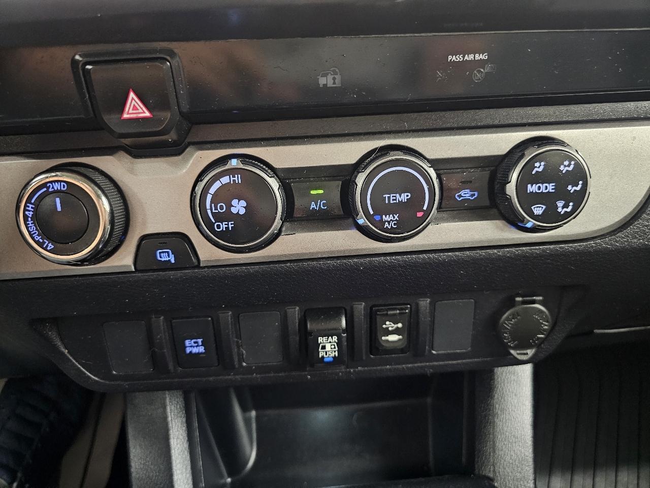 Toyota Tacoma 4WD TRD Off Road Double Cab 5' Bed V6 MT (Natl) 2019