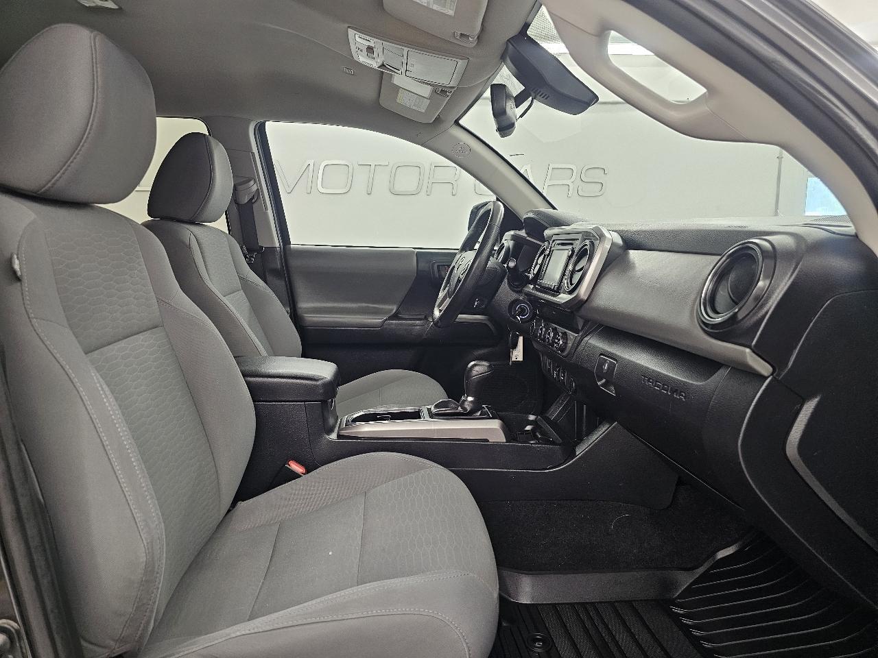Toyota Tacoma 4WD TRD Off Road Double Cab 5' Bed V6 MT (Natl) 2019