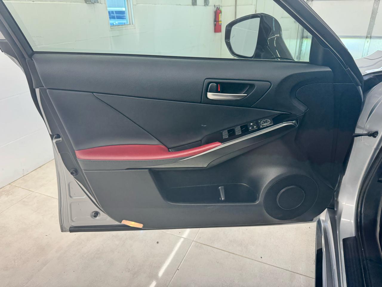 Lexus IS IS 350 F Sport RWD 2024