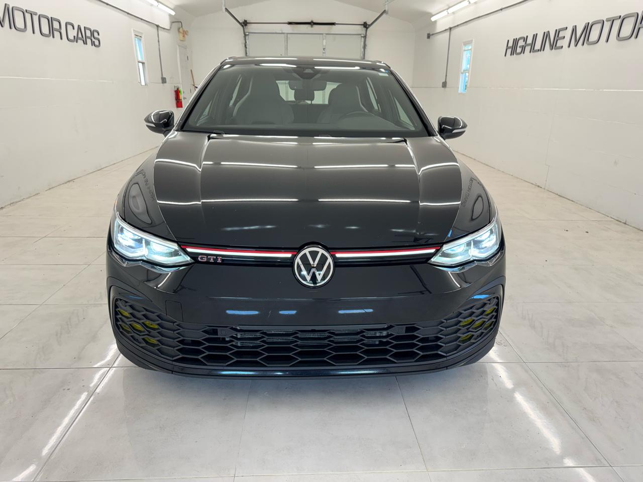 Volkswagen Golf GTI 2.0T SE Manual 2022