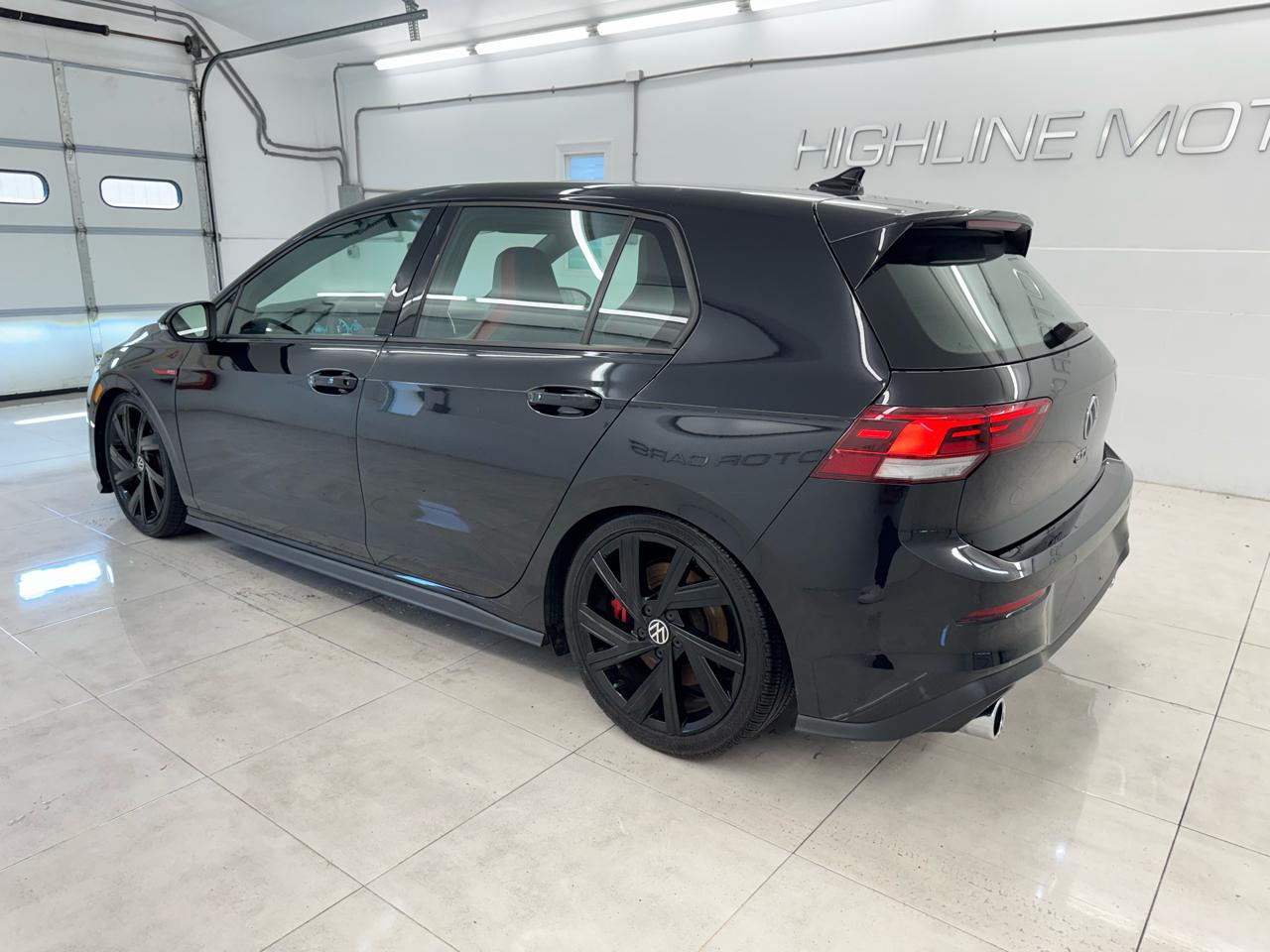 Volkswagen Golf GTI 2.0T SE Manual 2022