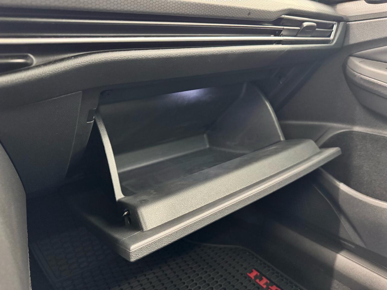 Volkswagen Golf GTI 2.0T SE Manual 2022