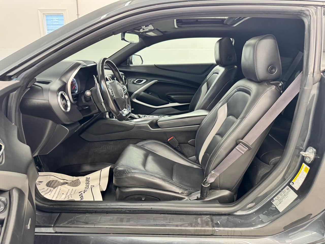 Chevrolet Camaro 2dr Cpe 2LT 2016