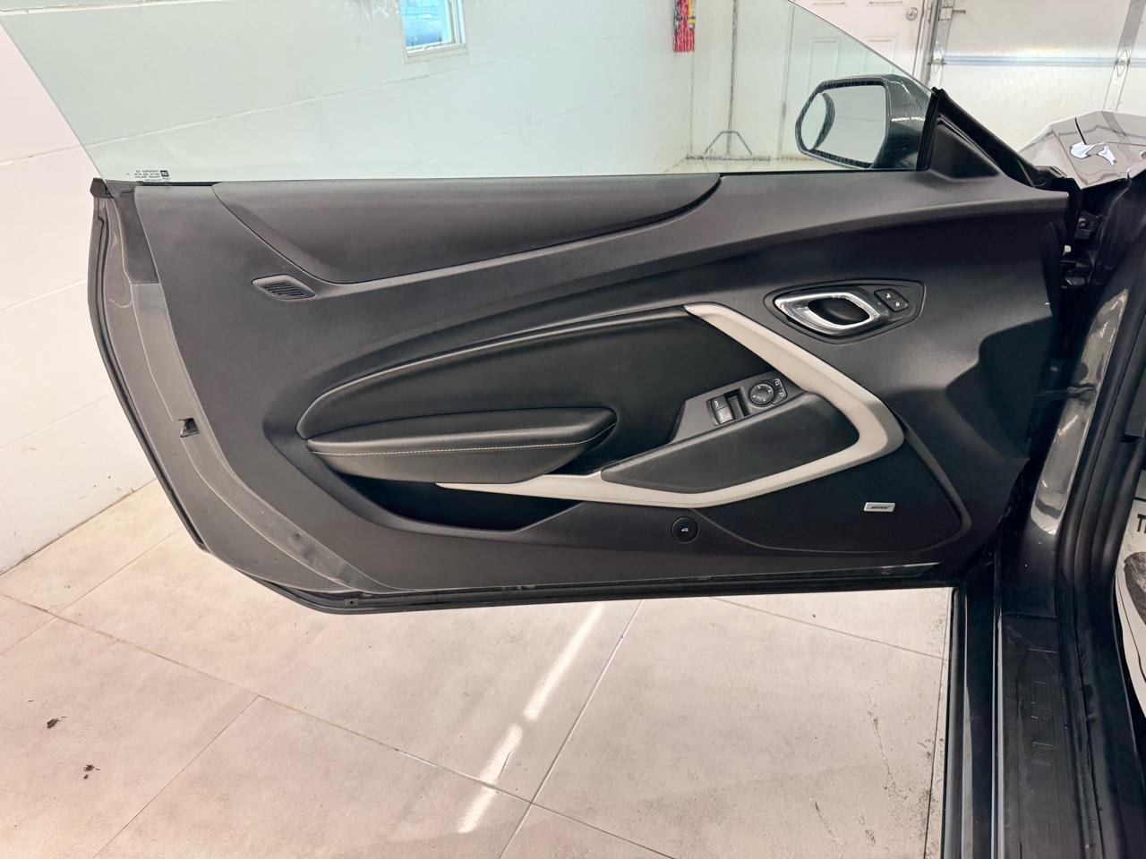 Chevrolet Camaro 2dr Cpe 2LT 2016