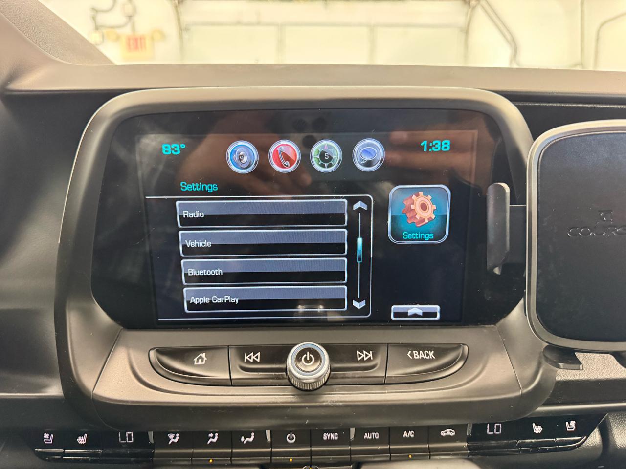 Chevrolet Camaro 2dr Cpe 2LT 2016