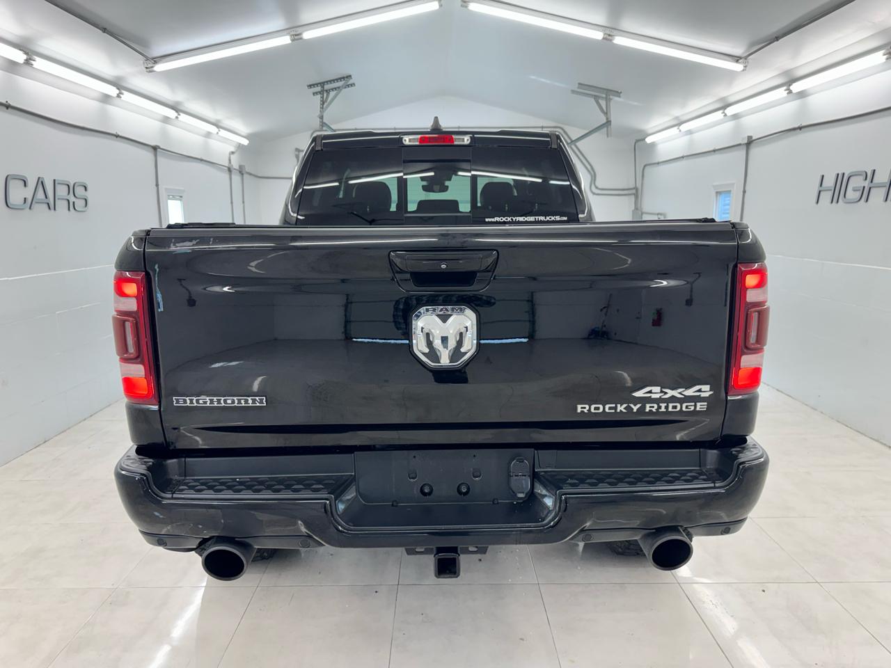 RAM 1500 Big Horn 4x4 Crew Cab 5'7" Box 2021