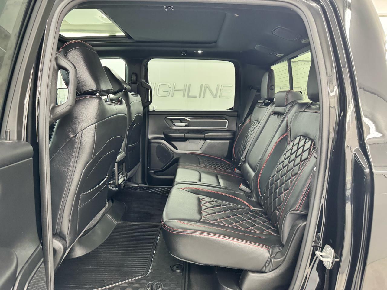 RAM 1500 Big Horn 4x4 Crew Cab 5'7" Box 2021