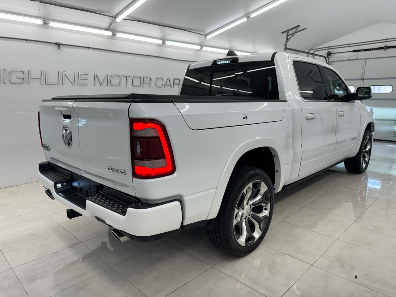 RAM 1500 Longhorn 4x4 Crew Cab 5'7" Box 2024