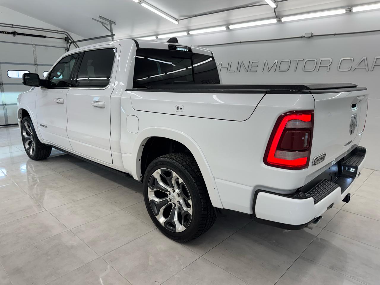 RAM 1500 Longhorn 4x4 Crew Cab 5'7" Box 2024