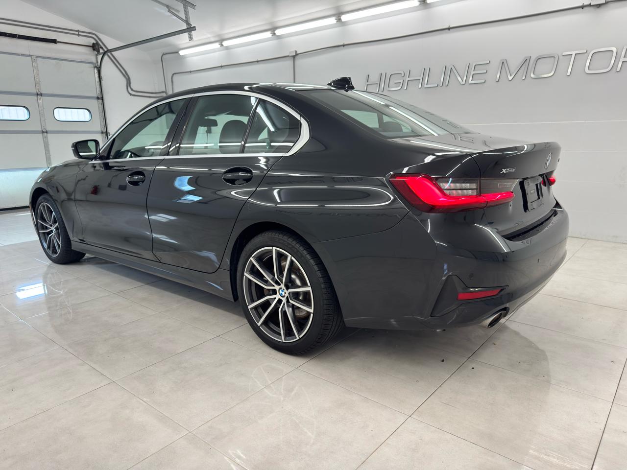 BMW 3 Series 330i xDrive Sedan North America 2020