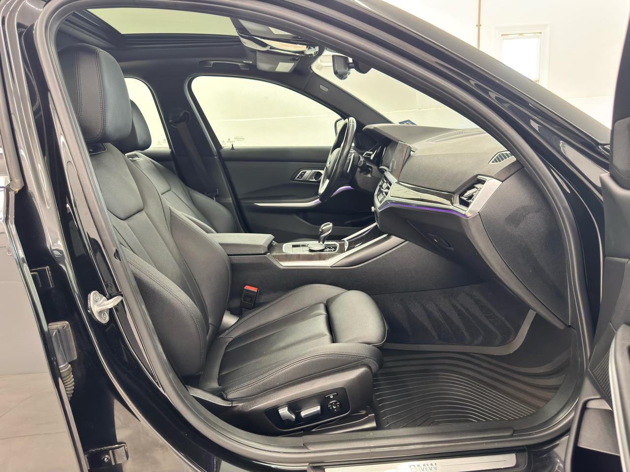 BMW 3 Series 330i xDrive Sedan North America 2020