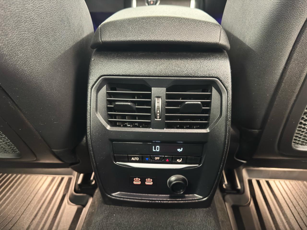 BMW 3 Series 330i xDrive Sedan North America 2020