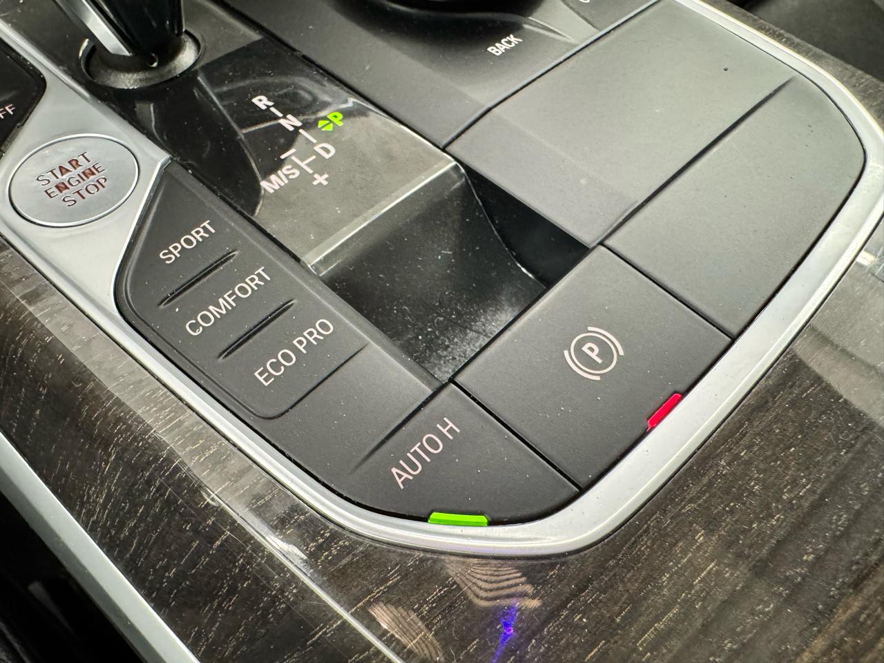 BMW 3 Series 330i xDrive Sedan North America 2020