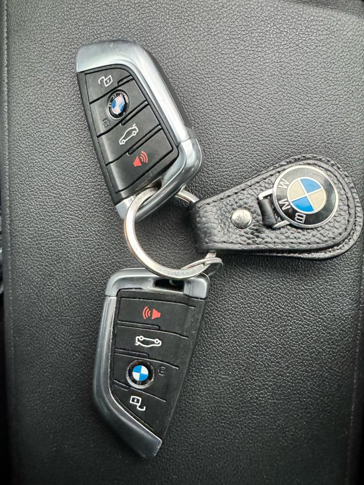 BMW 3 Series 330i xDrive Sedan North America 2020