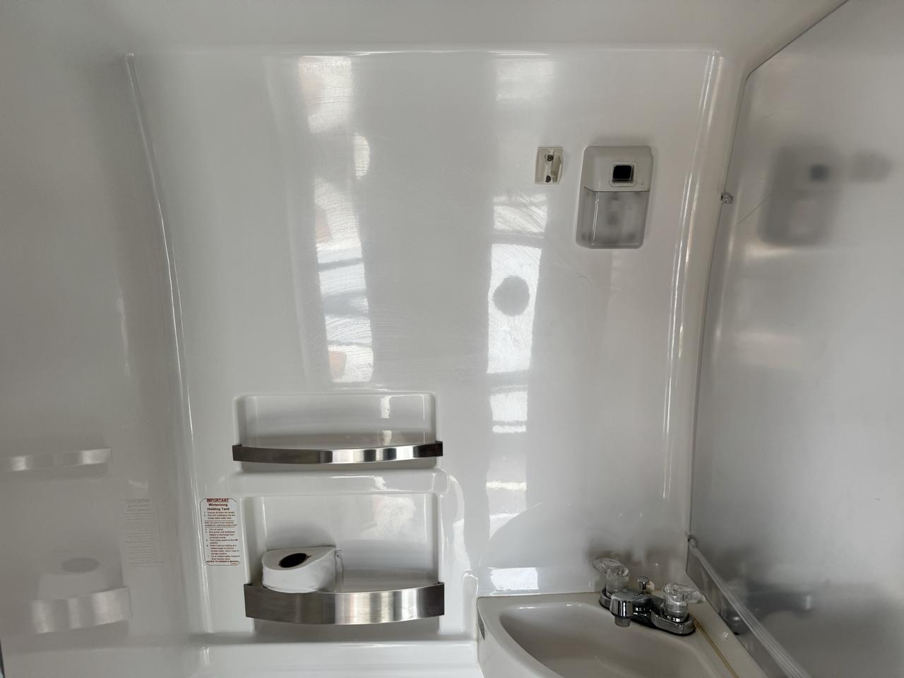 Roadtrek Motorhomes Popular Series  2021