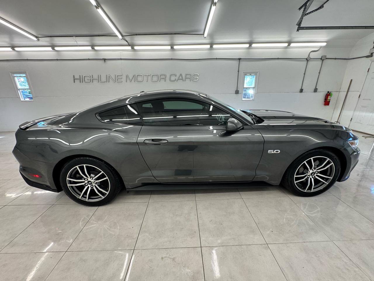 Ford Mustang 2dr Fastback GT 2016