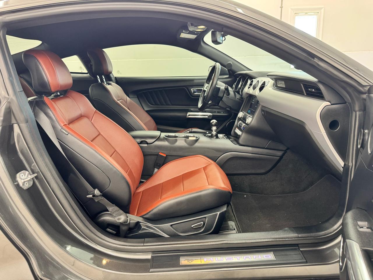 Ford Mustang 2dr Fastback GT 2016
