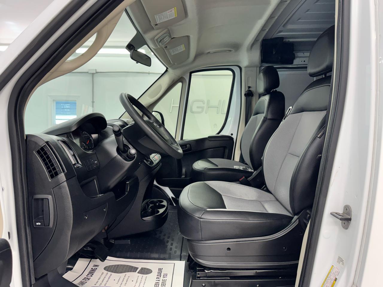 RAM ProMaster Cargo Van 1500 Low Roof 118" WB 2021
