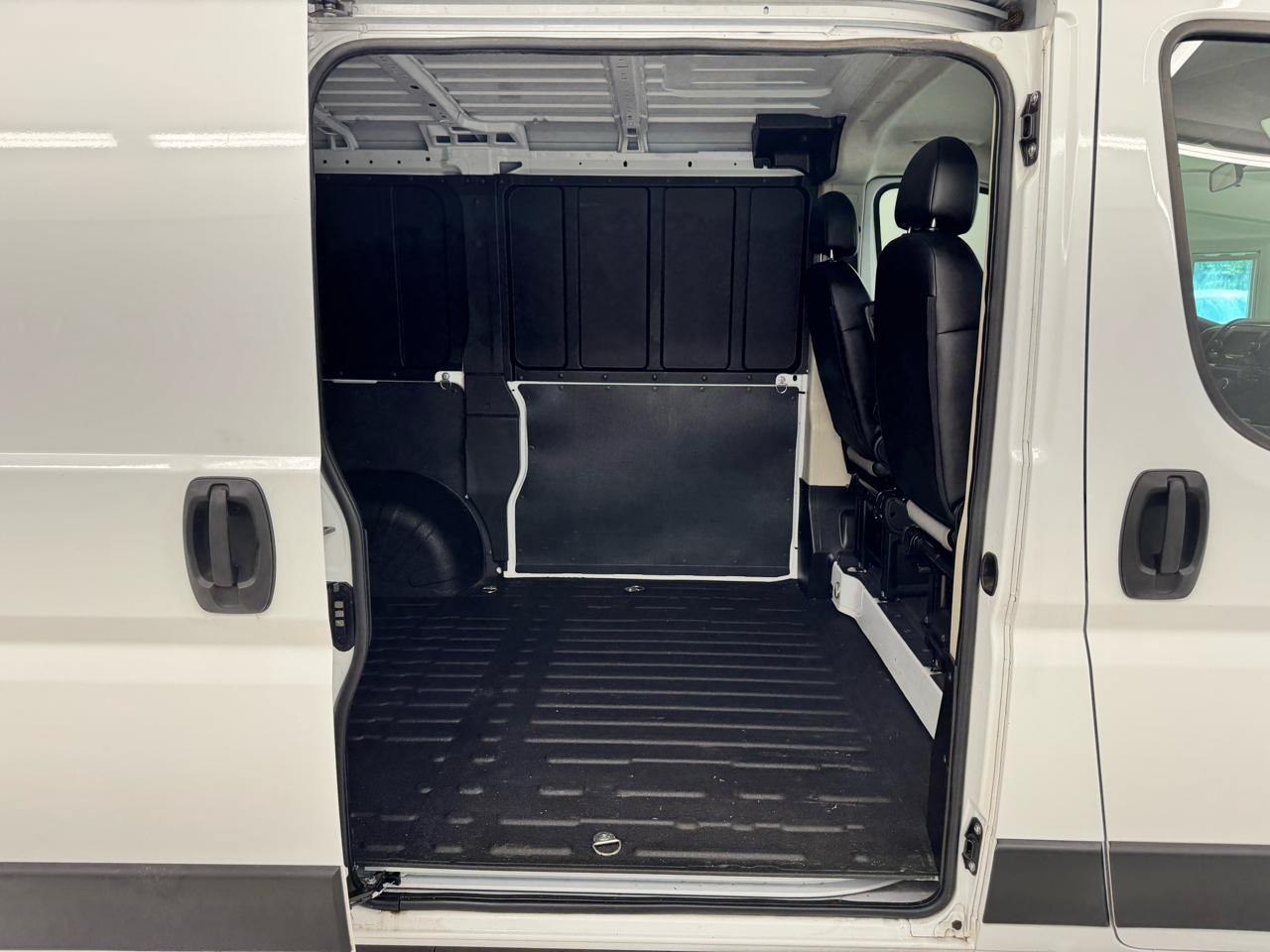 RAM ProMaster Cargo Van 1500 Low Roof 118" WB 2021