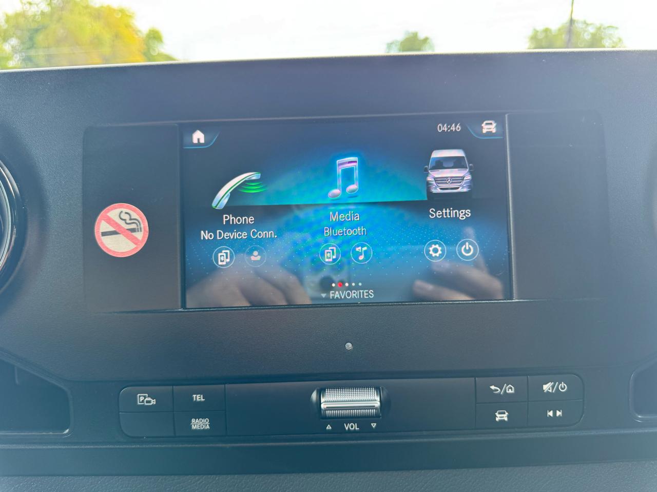 Mercedes-Benz Sprinter Passenger Van 2500 Standard Roof I4 Diesel 144" RWD 2024