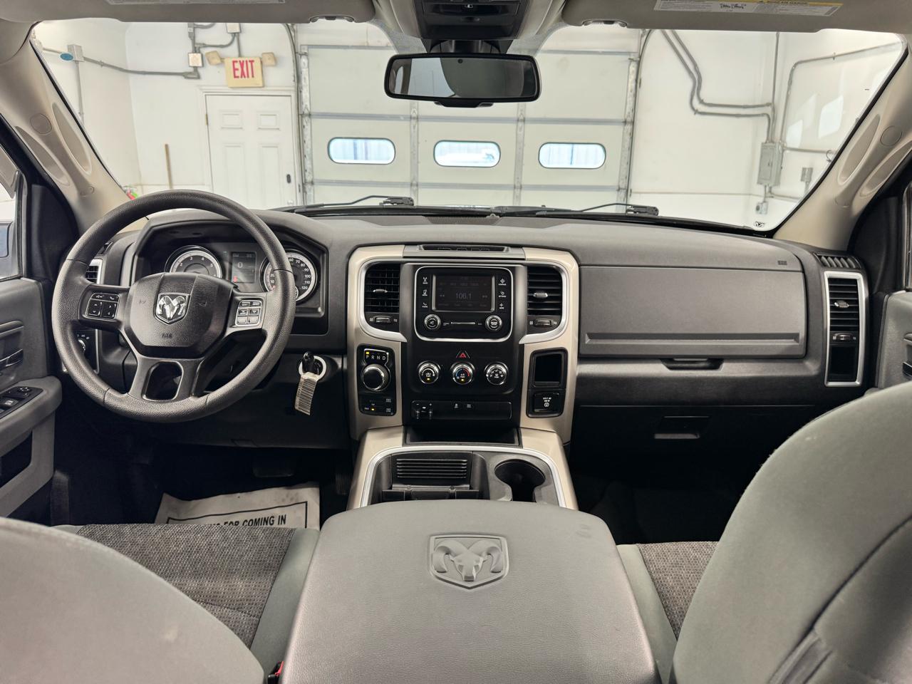 RAM 1500 Outdoorsman 4x4 Crew Cab 5'7" Box 2018