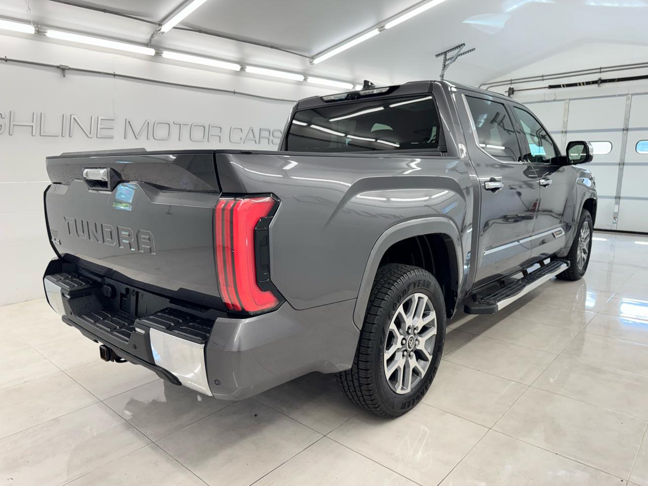 Toyota Tundra 4WD 1794 Edition Hybrid CrewMax 5.5' Bed (Natl) 2023