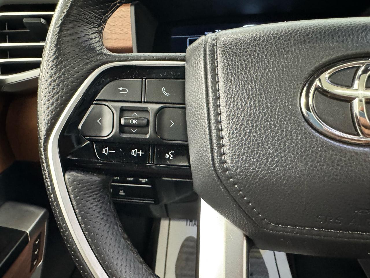 Toyota Tundra 4WD 1794 Edition Hybrid CrewMax 5.5' Bed (Natl) 2023