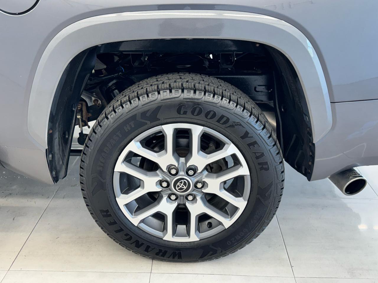 Toyota Tundra 4WD 1794 Edition Hybrid CrewMax 5.5' Bed (Natl) 2023