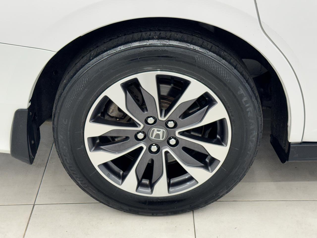 Honda Odyssey EX-L Auto 2024