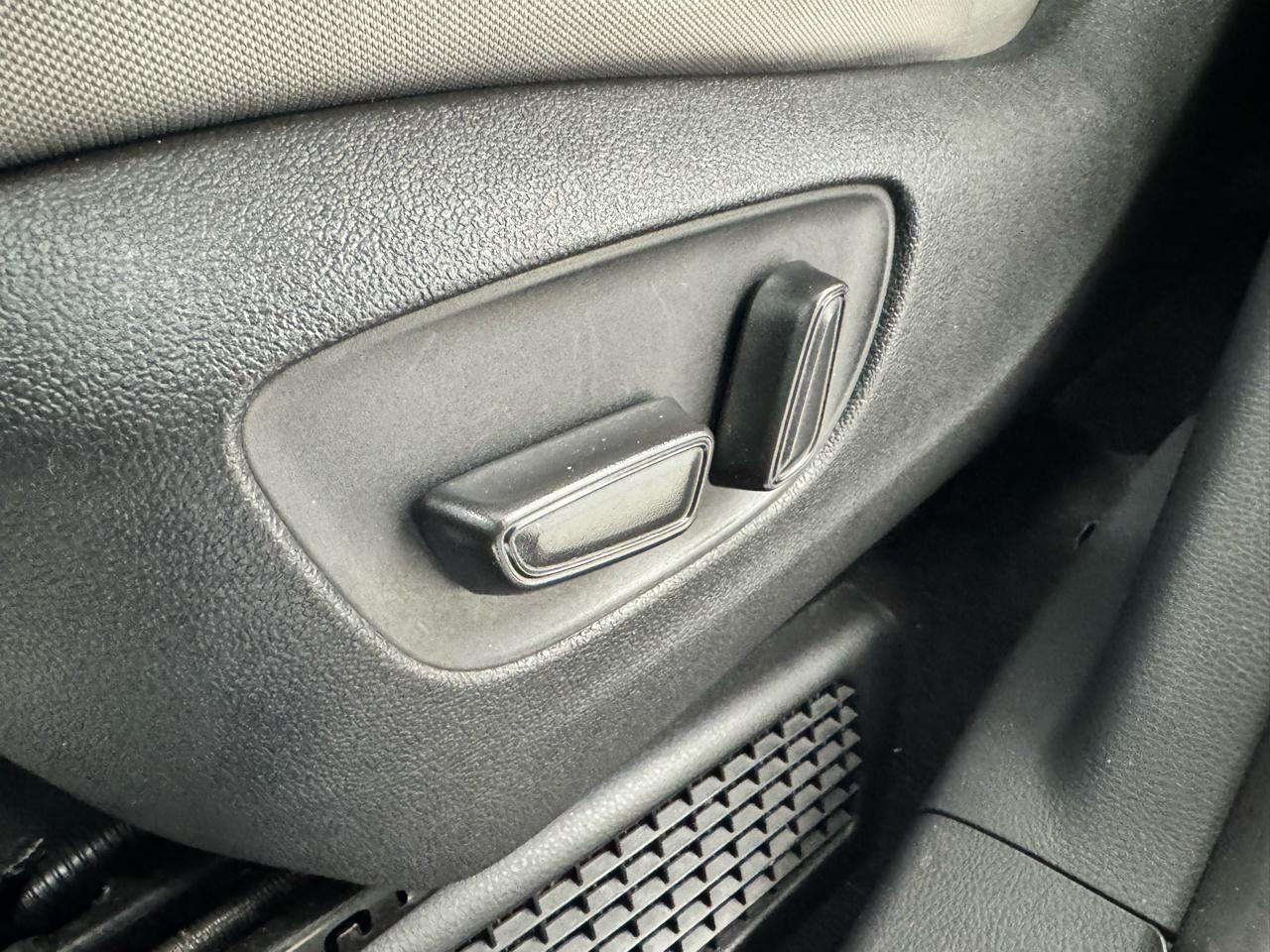 Toyota Sienna LE AWD 8-Passenger (Natl) 2024