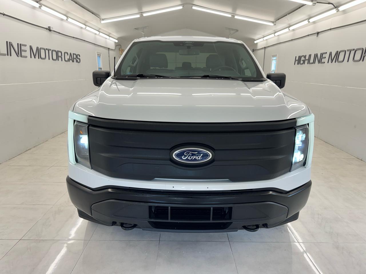 Ford F-150 Lightning LARIAT 4WD SuperCrew 5.5' Box 2022