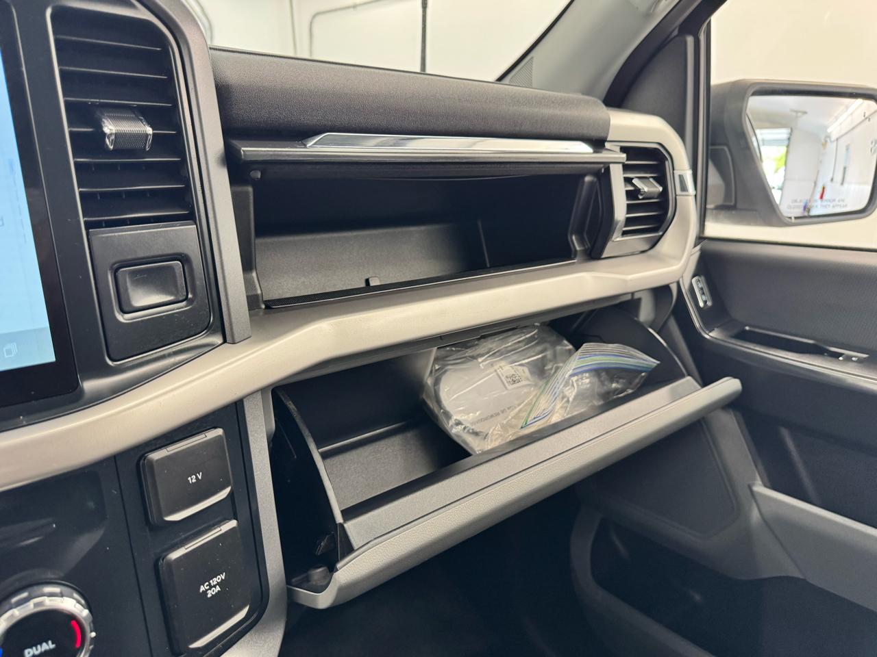 Ford F-150 Lightning LARIAT 4WD SuperCrew 5.5' Box 2022
