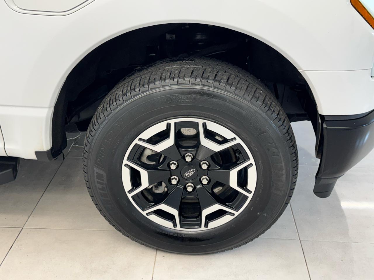 Ford F-150 Lightning LARIAT 4WD SuperCrew 5.5' Box 2022