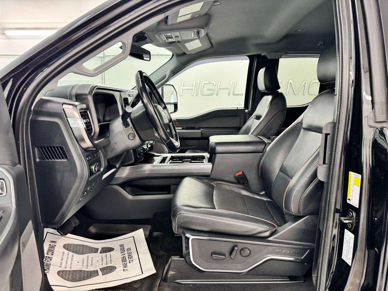 Ford Super Duty F-350 SRW Lariat 4WD SuperCab 8' Box 2023