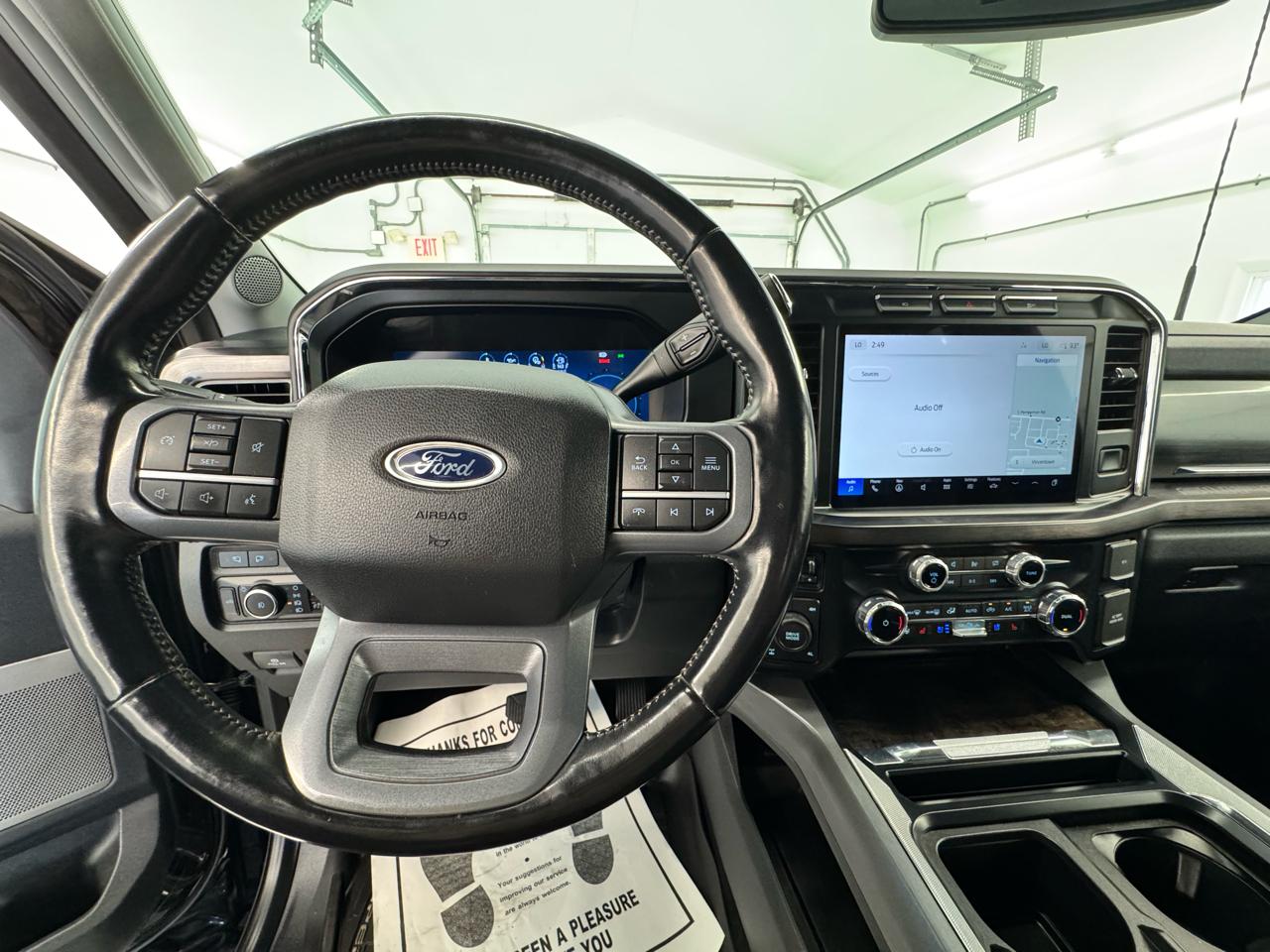 Ford Super Duty F-350 SRW Lariat 4WD SuperCab 8' Box 2023