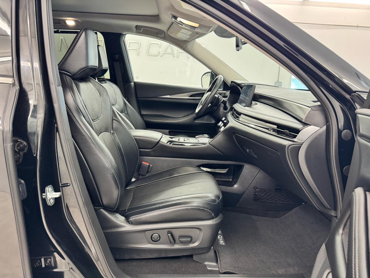 Infiniti QX60 LUXE AWD 2023