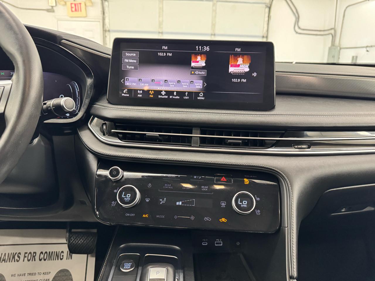 Infiniti QX60 LUXE AWD 2023