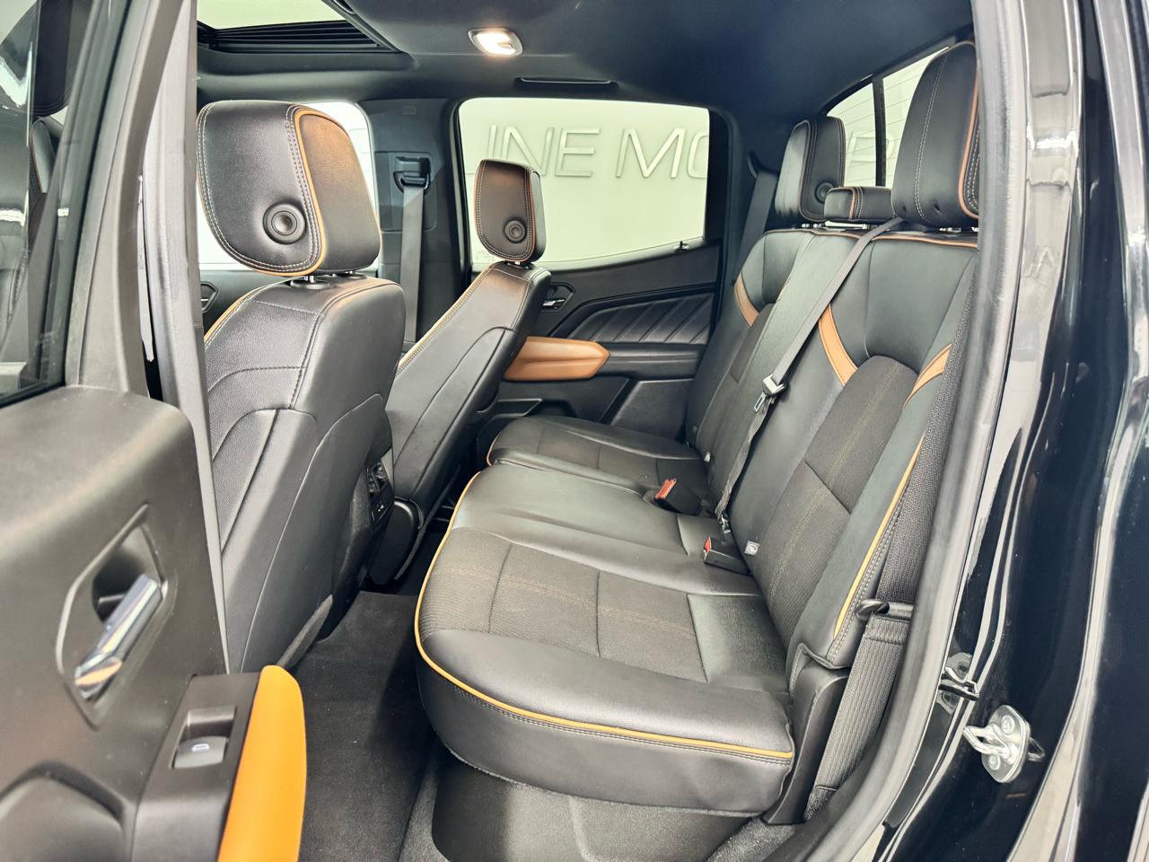 GMC Canyon 4WD Crew Cab AT4 2024