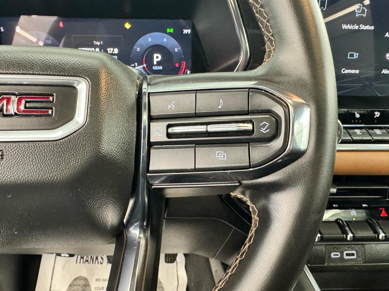 GMC Canyon 4WD Crew Cab AT4 2024
