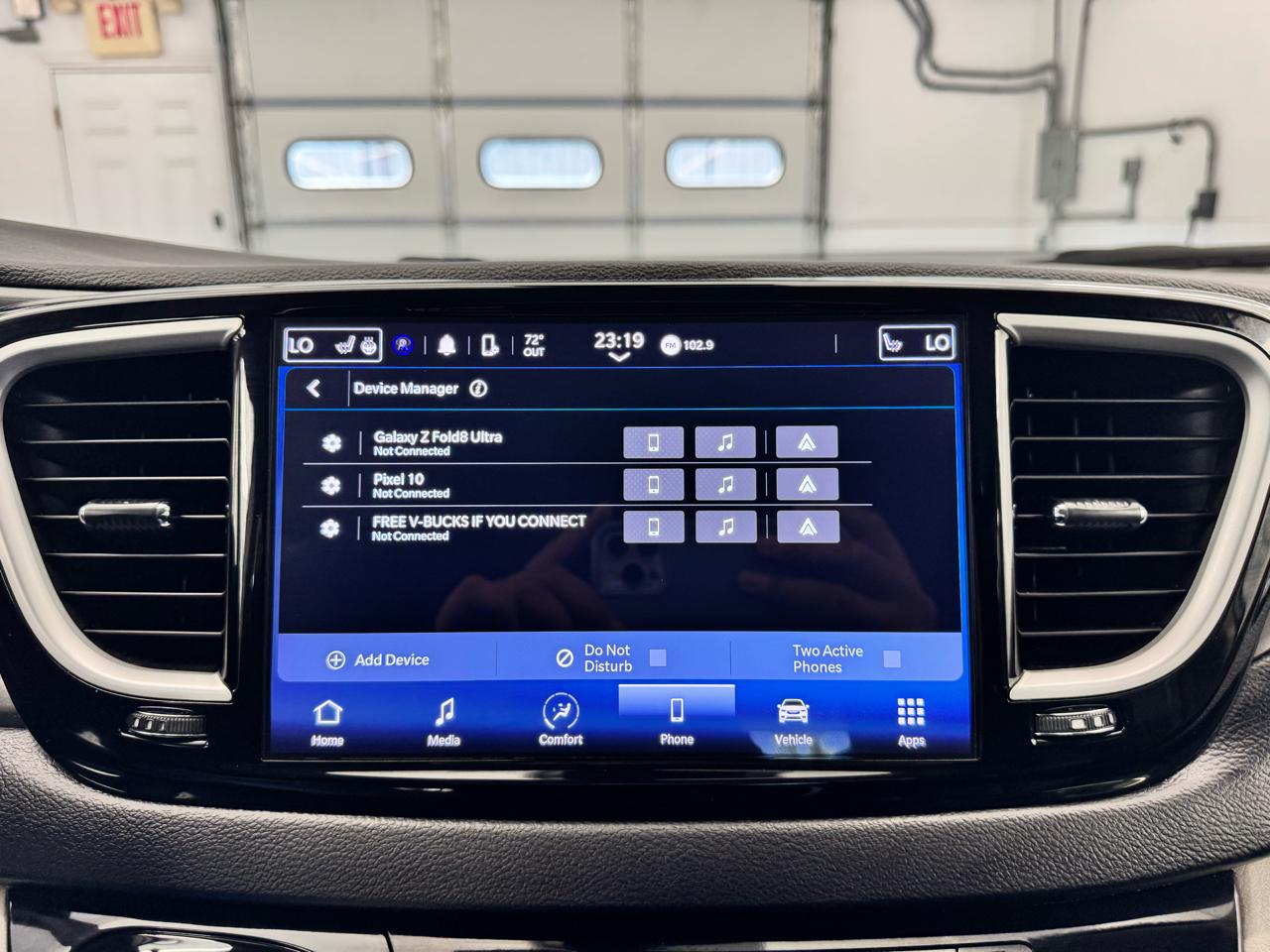 Chrysler Pacifica Touring L FWD 2024