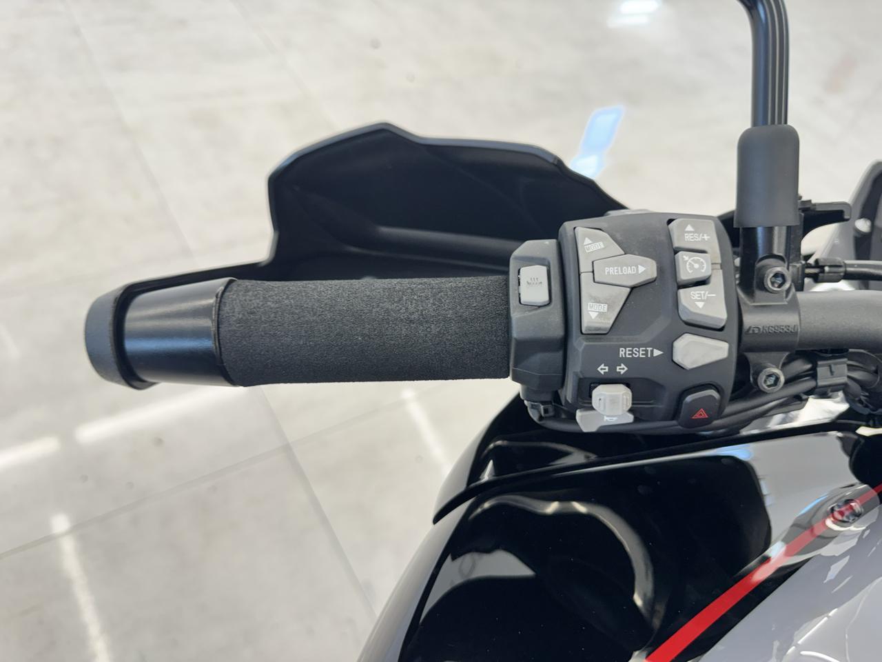 Kawasaki Versys 1000  2021