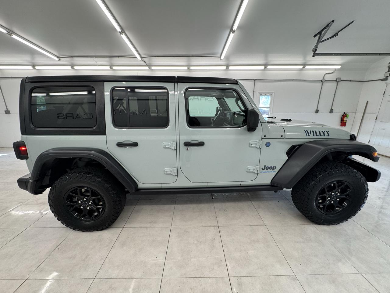 Jeep Wrangler 4xe Willys 4x4 2024