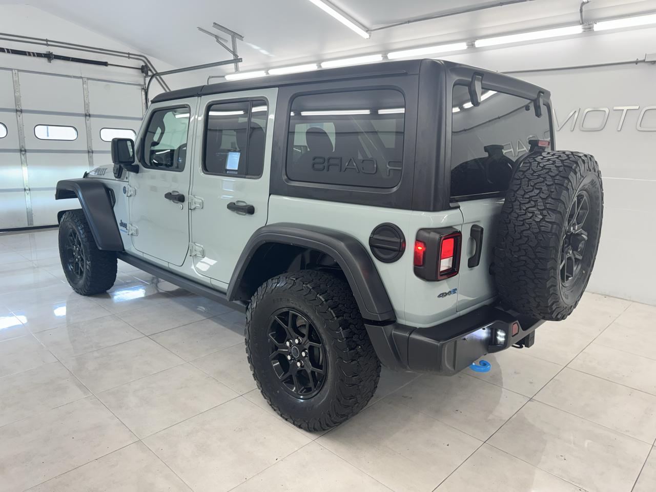 Jeep Wrangler 4xe Willys 4x4 2024