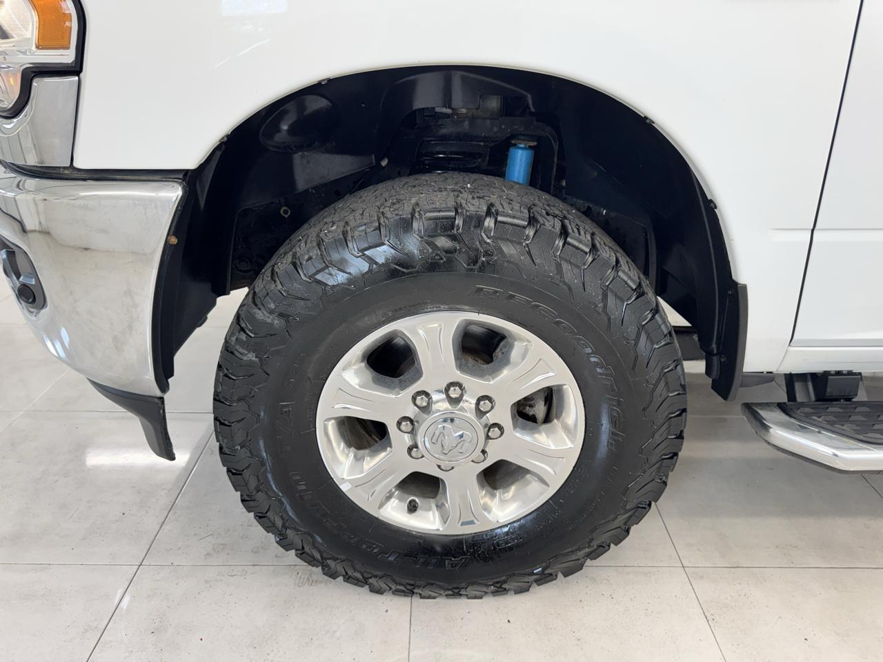 RAM 2500 Big Horn 4x4 Crew Cab 6'4" Box 2024