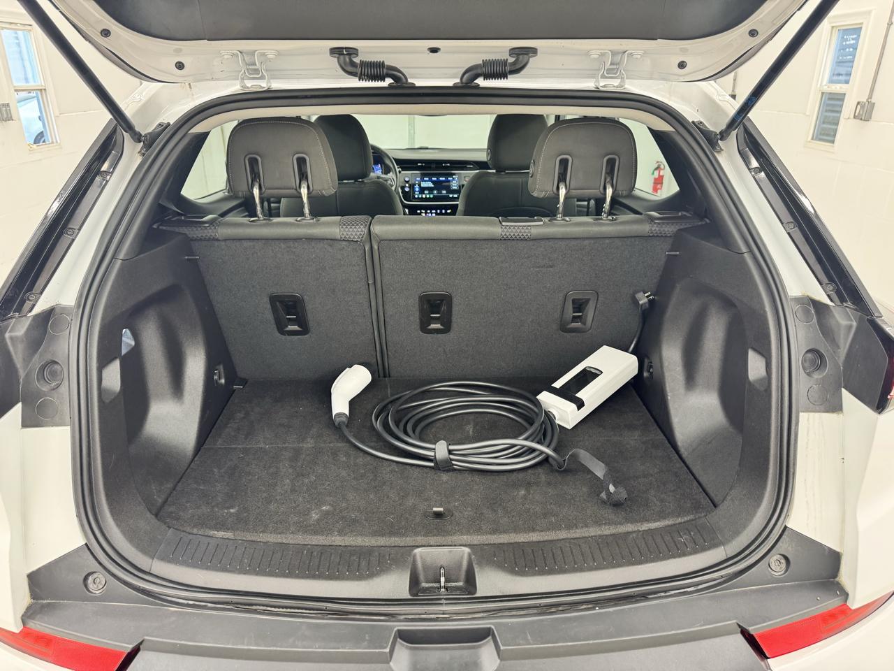 Chevrolet Bolt EUV FWD 4dr LT 2023