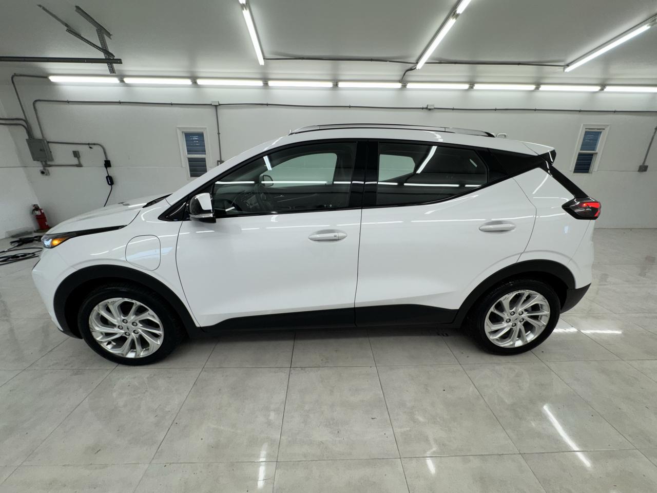 Chevrolet Bolt EUV FWD 4dr LT 2023