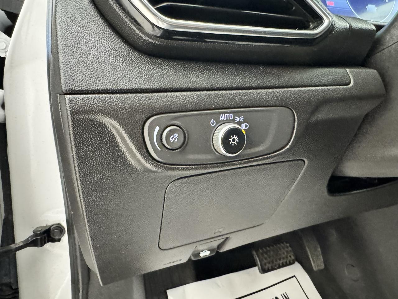Chevrolet Bolt EUV FWD 4dr LT 2023